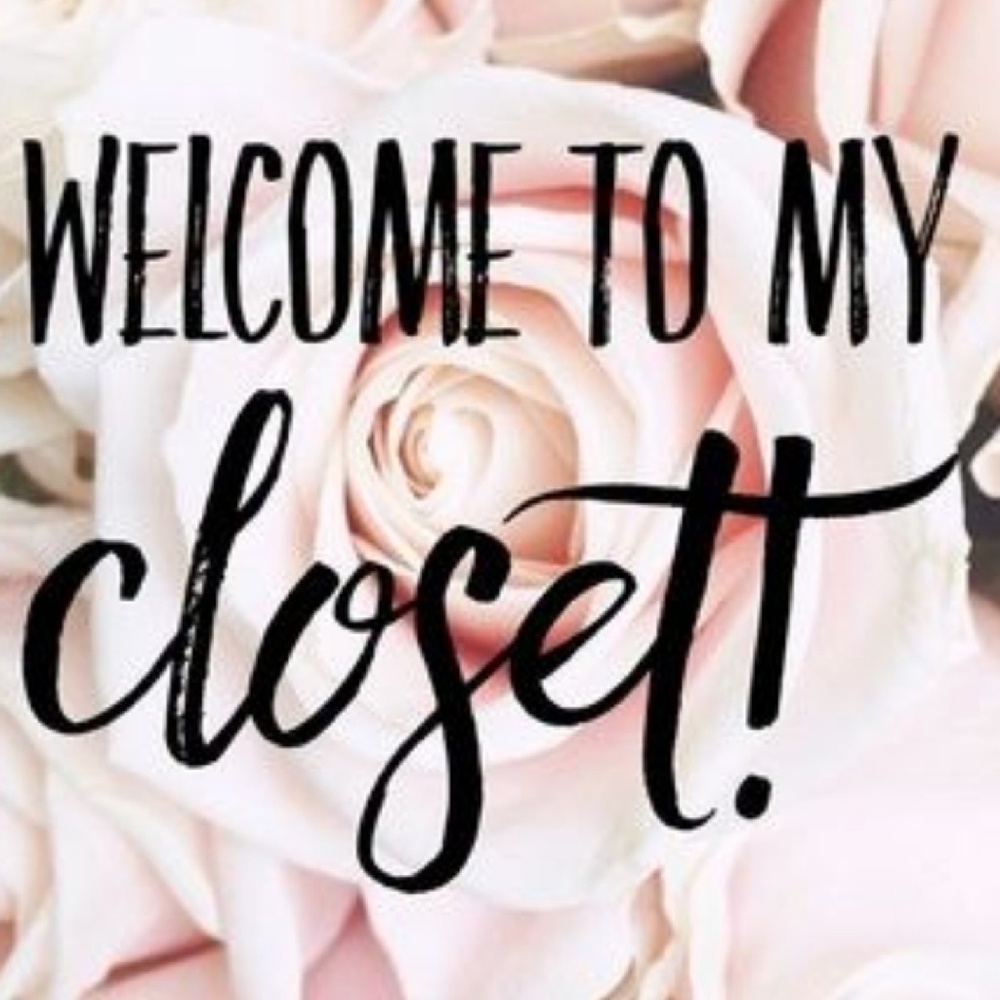 Women's clothing & shoes